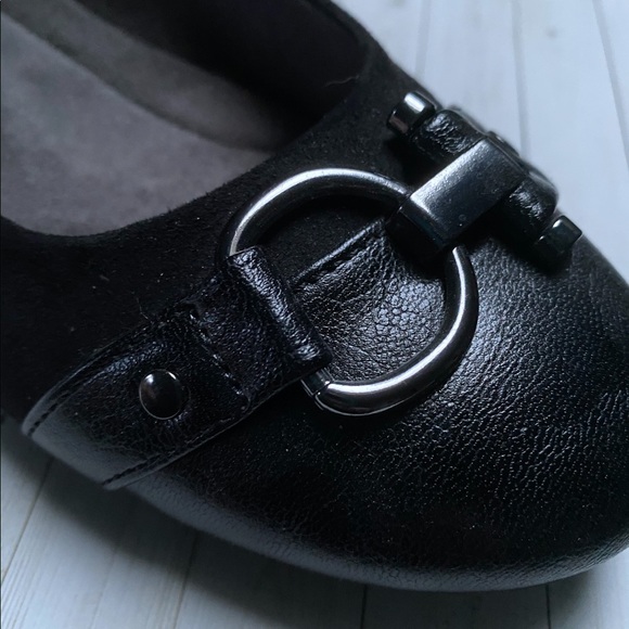 A2 Aerosoles Memory Foam Flats - Picture 5 of 8